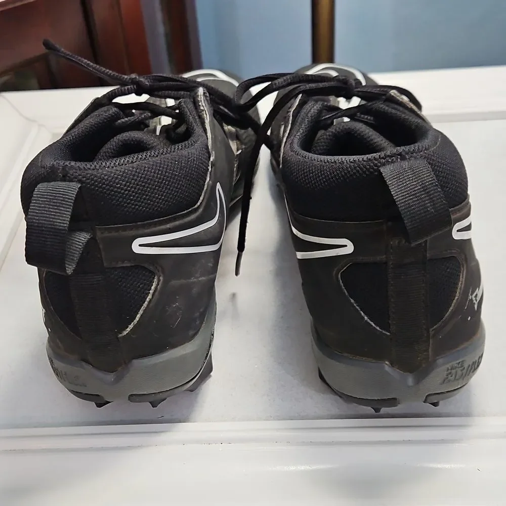 Nike Men's Alpha 3 Menace Black Football Cleats Size 10